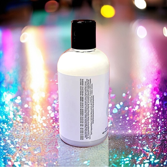 Outré By USE ME Best Buds Shampoo + Conditioner 8.5oz/250ml Each NWOB! MSRP $66. - Picture 9 of 13